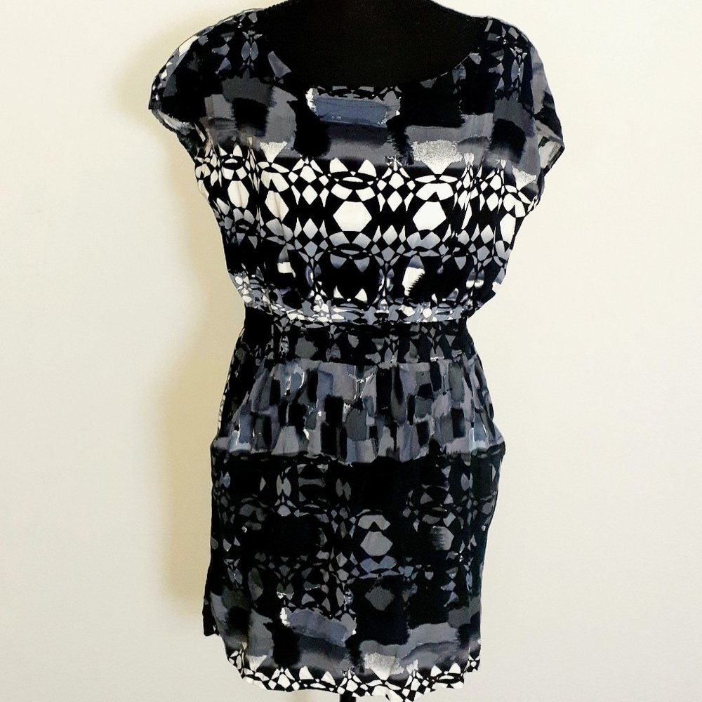 Abstract Geometric Print Short Sleeve Dress Large